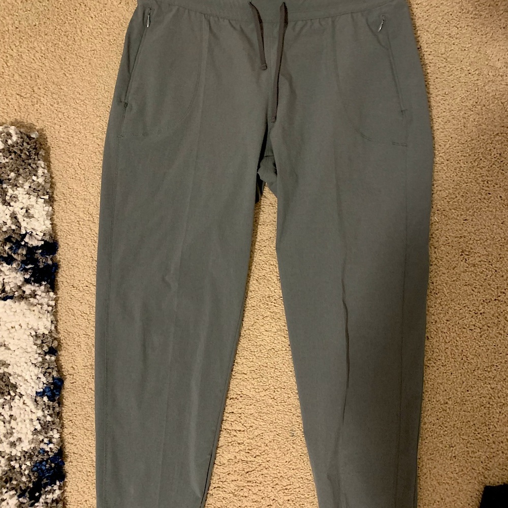 Women’s Kuhl 7/8 Cropped Joggers